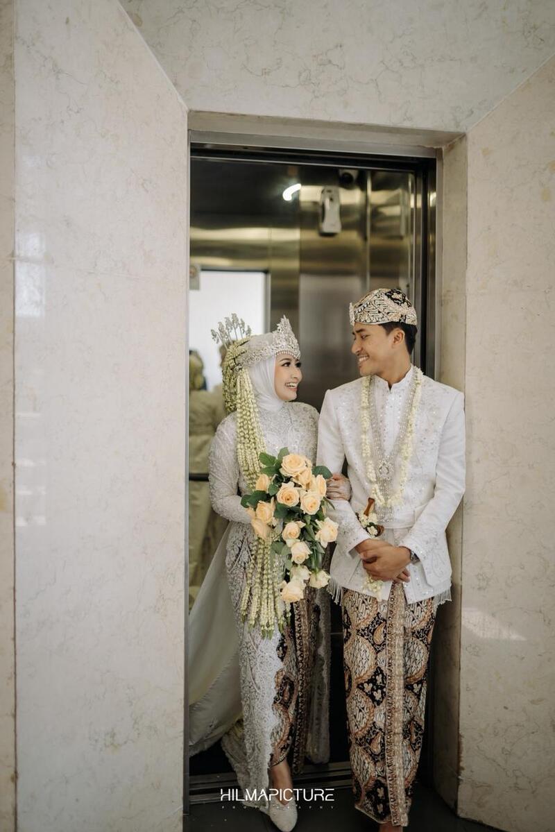Koleksi Putih